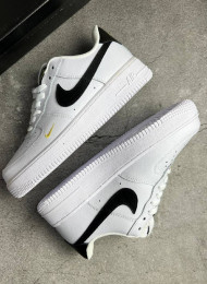 Кроссовки Nike Air Force 1 Low White Black Gold Mini Swoosh живое фото 1